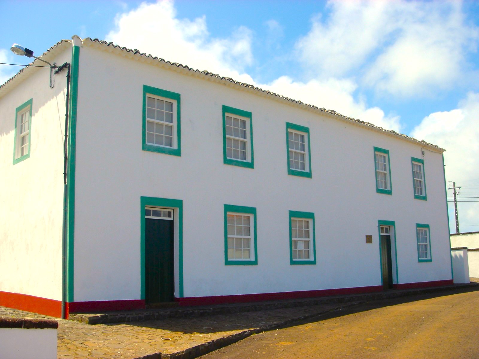 Where can I book Caldera Velha 1